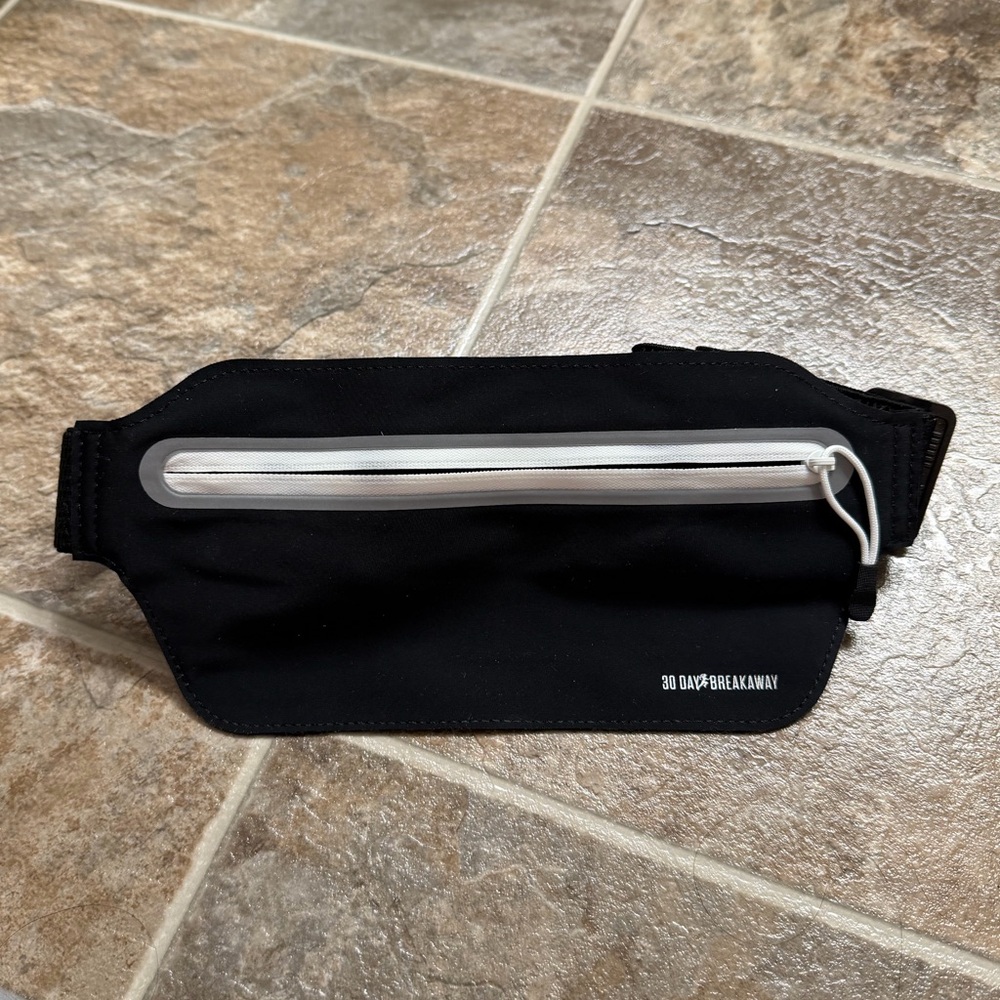 BODi 30 Day Breakaway Running Belt - Picture 6 of 7